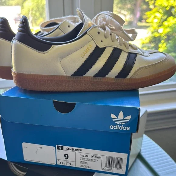 adidas gazelle silver green womens adidas Men's Samba OG 'Black Cream White Magic Beige' Sneakers 9